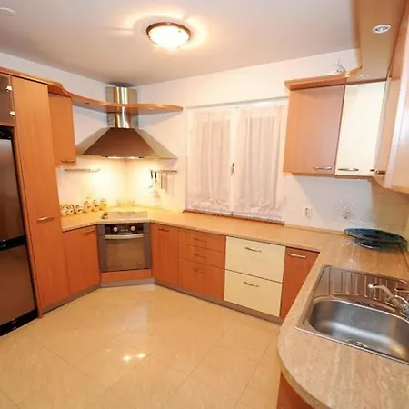Andrea - Two Bedroom Задар