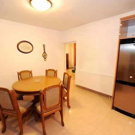 Andrea - Two Bedroom Апартаменты